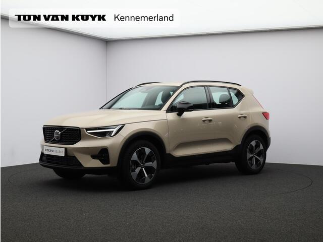 Volvo XC40 2.0 B4 Plus Dark Mild hybrid, Automaat, Trekhaak, Harman Kardon, Elektr. bed. stoelen, Stoel+stuur+voorruitverwarming