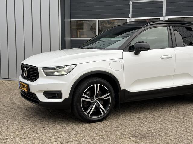 Volvo XC40 1.5 T5 Recharge Inscription | Pano | Camera | R Design | Elek Stoel |