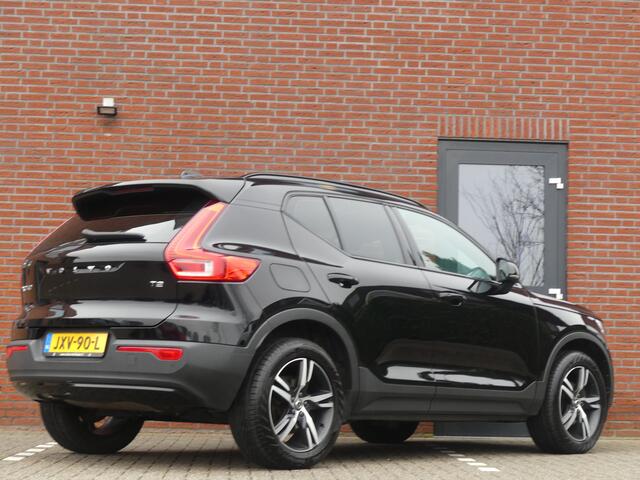 Volvo XC40 1.5 T2 R-Design / Panoramadak / Carplay