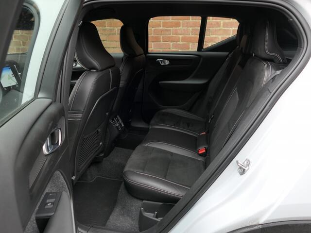 Volvo XC40 1.5 T3 AUT R-Design 12 MND garantie Camera / Apple carplay & And