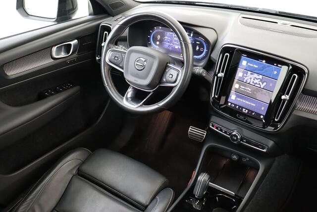 Volvo XC40 RECHARGE P8 AWD R-DESIGN -PANO.DAK|HARMAN/KARDON|360°CAM|ADAP.LED|WARMTEPOMP|LEDER|ADAP.CRUISE|VERW.VOORRUIT|TREKHAAK