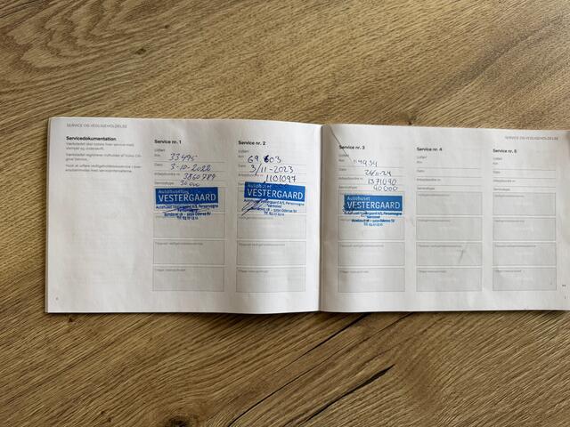 Volvo XC40 1.5 T5 Recharge Inscription Expression | Apple Carplay/Android Auto|telefoonintegratie premium | Trekhaak uitklapbaar | Voorstoelen verwarmd