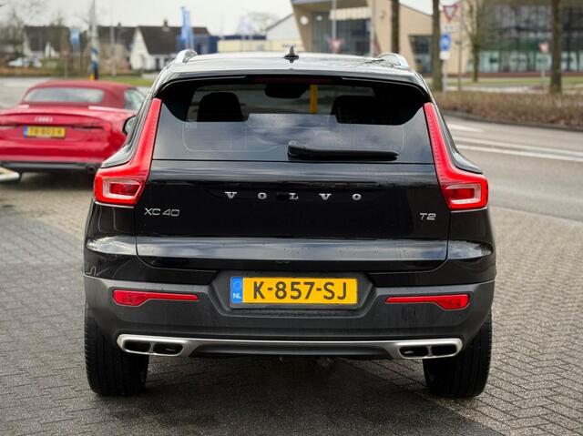 Volvo XC40 1.5 T2 TREKHAAK STUURVERWARMING 21INCH VELGEN