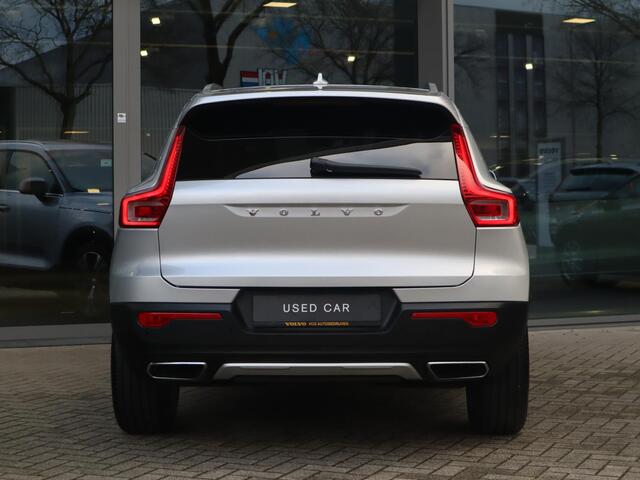 Volvo XC40 2.0 T4 Inscription | Schuifdak | 360 camera | elektrische stoelen |