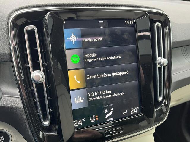 Volvo XC40 Plug-in Hybrid T4 Ultimate Bright | Trekhaak | Panoramadak | Adaptive cruise control | Lederen bekleding | Harman Kardon audio | Stoel- en stuurverwarming | Navigatie | Achteruitrijcamera | Parkeersensoren voor + achter | Apple Carplay / Android Auto |