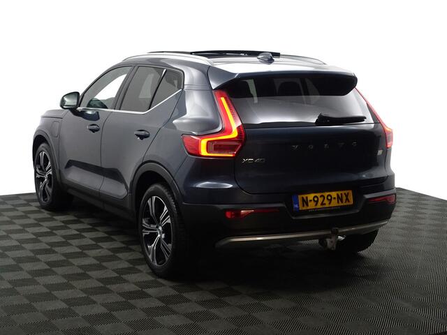 Volvo XC40 1.5 T4 Recharge Inscription Aut- Panoramadak, Elek Trekhaak, Stuur/Stoelverwarming, Camera, Leder Interieur