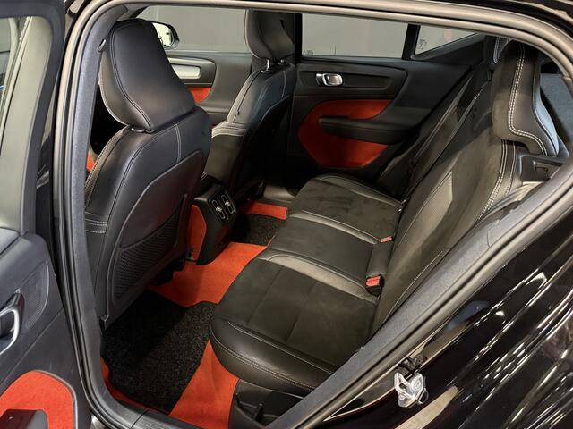 Volvo XC40 Recharge P8 AWD R-Design | | SOH 92% | Panoramadak | Apple Carplay | Stoel/Stuurverwarming