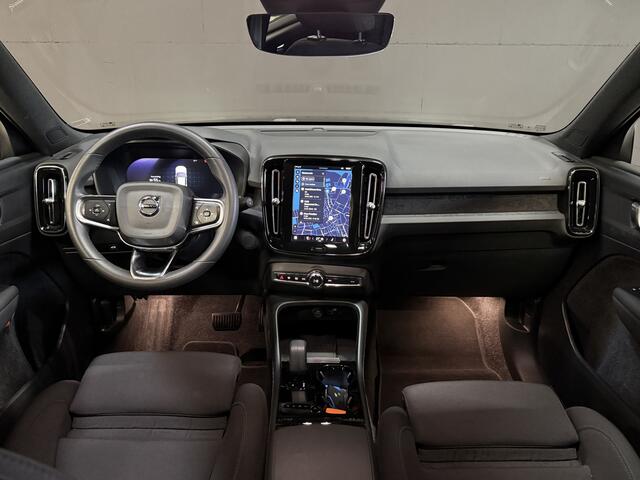 Volvo XC40 Recharge Core 70 kWh | SOH 91.5% | Apple Carplay | Trekhaak | Stoel/Stuurverw.