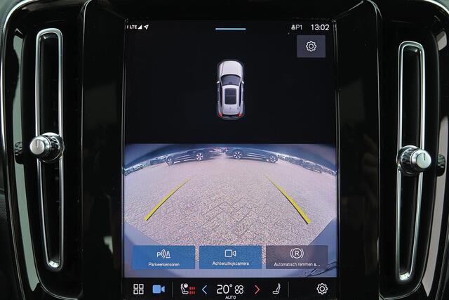 Volvo XC40 Core 69 kWh - Parkeercamera achter - Verwarmde voorstoelen & stuur - Parkeersensoren voor & achter - Draadloze tel. lader - Cruise Control - Warmtepomp - Elektr. inklapbare trekhaak - 19' LMV