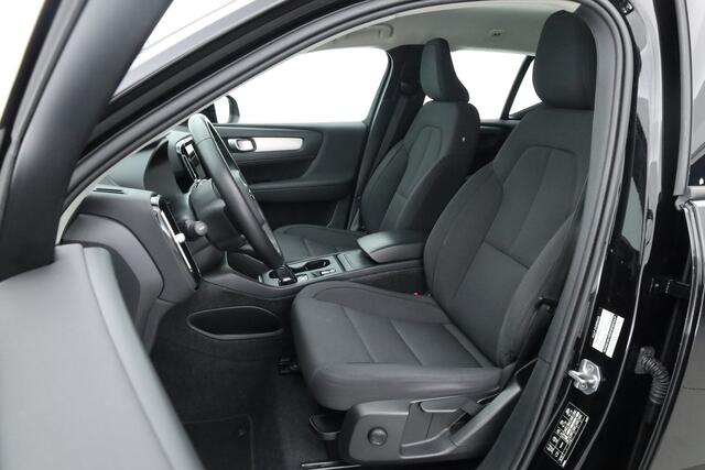 Volvo XC40 1.5 T3 Business | Navi | Elek. Trekhaak | All Seasons | Cruise Ctrl | Elek. Achterklep | CarPlay