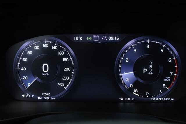 Volvo XC40 1.5 T3 Business | Navi | Elek. Trekhaak | All Seasons | Cruise Ctrl | Elek. Achterklep | CarPlay