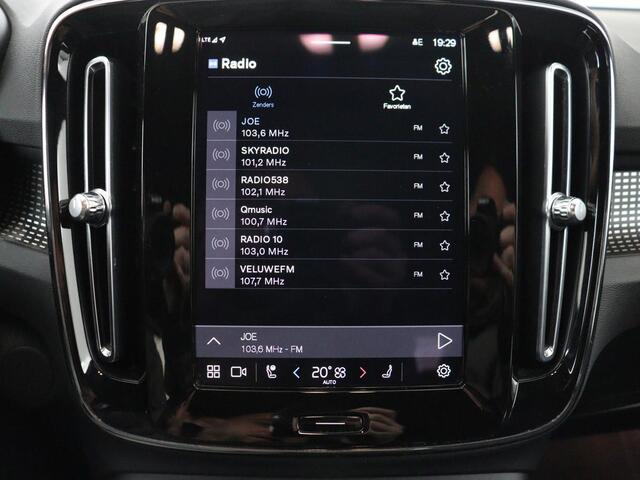 Volvo XC40 Recharge Core | SOH 95% | Stoel & stuurverwarming | Trekhaak | Camera | Carplay | Navigatie | Parkeerhulp | Full LED