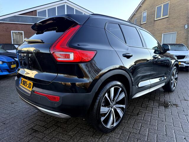 Volvo XC40 Recharge P8 AWD R-Design SOH 92.3%, Panoramadak, Camera, 20''Lmv