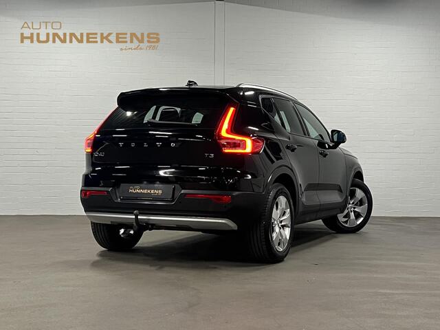 Volvo XC40 1.5 T3 Momentum Trekhaak | Cruise-/climate control | Achteruitrij camera | Carplay | Stoelverwarming