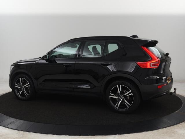 Volvo XC40 1.5 T4 Recharge R Design Expression | Leder | Trekhaak | Stoel & Stuurverwarming | Adaptive cruise | Carplay | Camera | Navigatie | Keyless | PHEV | Plug In