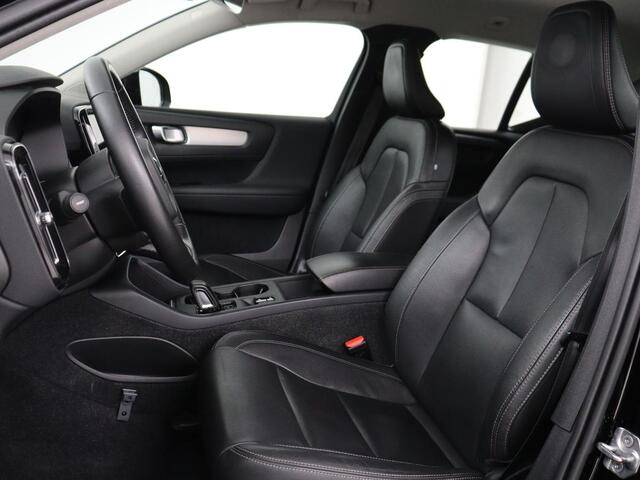 Volvo XC40 1.5 T4 Recharge R Design Expression | Leder | Trekhaak | Stoel & Stuurverwarming | Adaptive cruise | Carplay | Camera | Navigatie | Keyless | PHEV | Plug In