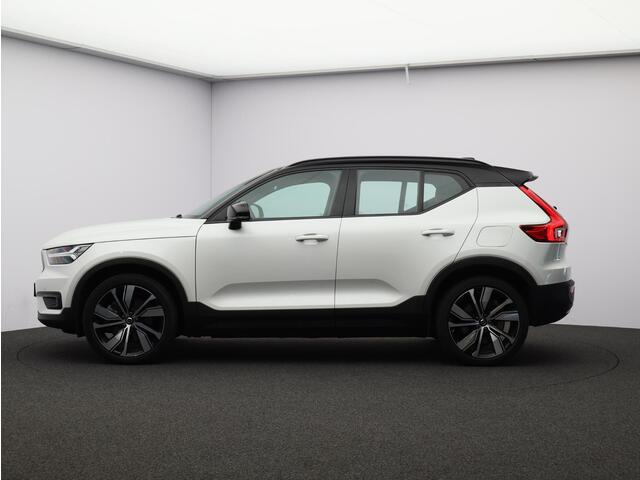 Volvo XC40 Recharge P8 AWD R-Design / Panoramadak / 360 Camera / Harman Kardon / 20" Wielen / Nubuck Bekleding / Stoel+Stuurverwarming / Adaptive Cruise / BLIS /