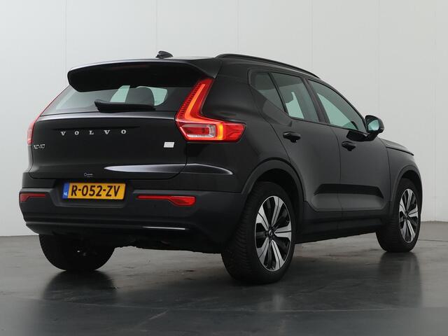 Volvo XC40 Recharge Core | Trekhaak | Navigatie | Parkeercamera | Stoelverwarming | Cruise Control Adaptief |