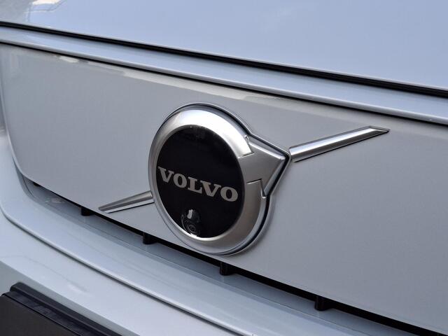 Volvo XC40 Recharge P8 AWD R-Design | Panoramdak | Harman/Kardon | Trekhaak | 360 camera |