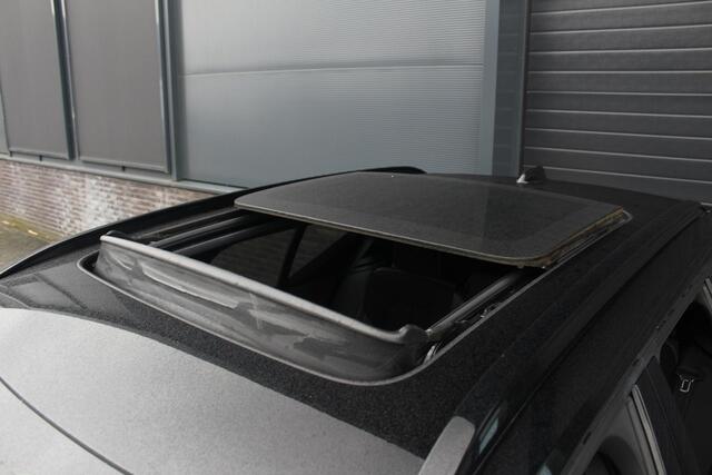 Volvo XC40 Recharge Twin Plus | Pano | Trekhaak