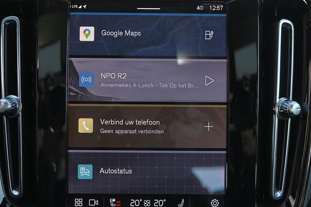 Volvo XC40 Recharge Pro - Panorama/schuifdak - IntelliSafe Assist & Surround - 360º Camera - Harman/Kardon audio - Adaptieve LED koplampen - Verwarmde voorstoelen & stuur - Parkeersensoren voor & achter - Elektr. bedienb. voorstoelen met geheugen links - Draadloze t