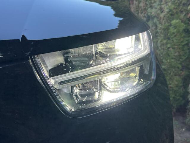 Volvo XC40 Recharge P8 AWD R-Design NL-AUTO | TREKHAAK | GOOGLE NAVI