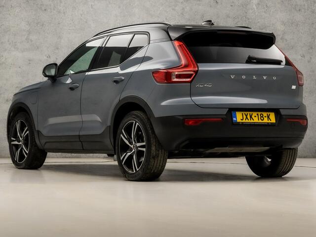 Volvo XC40 1.5 T5 Recharge R-Design 261Pk Automaat (PANORAMADAK, APPLE CARPLAY, MEMORY SEATS, 360 CAMERA, HARMAN/KARDON, LEDER/ALCANTARA, GETINT GLAS, ELEK ACHTERKLEP, NIEUWSTAAT)