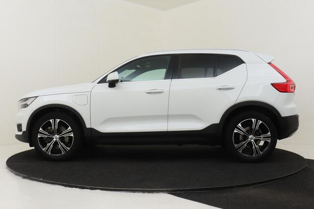 Volvo XC40 T4 RECHARGE INSCRIPTION -PANO.DAK|HARMAN/KARDON|360°CAM|POWER-SEATS|LEDER|ALL-SEASON|19"