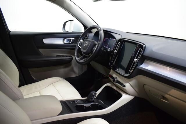 Volvo XC40 2.0 T4 190pk AUT8 Momentum Trekhaak 1800kg/ Leer/ Stoelverw./ Camera/ Adapt. Cruise