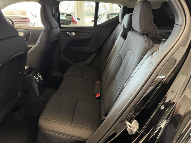 Volvo XC40 1.5 T5 Recharge momentum