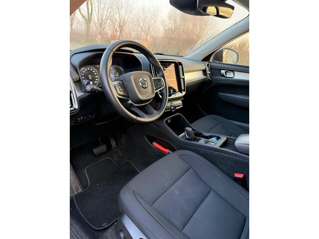 Volvo XC40 1.5 T4 Recharge Inscription Expression | Plug-in Hybrid (PHEV) | Lichtmetalen Velgen 18 inch | Parkeersensoren | Cruise Control | Climate Control | LED Koplampen