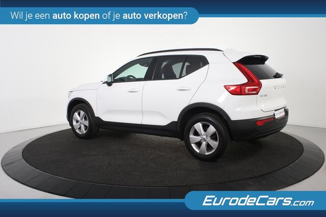 Volvo XC40 1.5 T2 Momentum Core *1ste Eigenaar*Navigatie*Parkassist*Trekhaak*