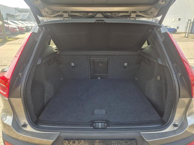 Volvo XC40 1.5 T4 Recharge Inscription Expression Trekhaak/Camera/Carplay etc.
