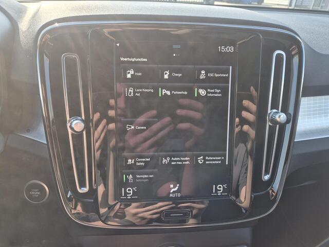 Volvo XC40 1.5 T4 Recharge Inscription Expression Trekhaak/Camera/Carplay etc.