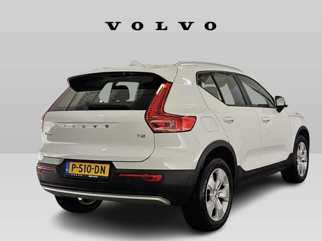 Volvo XC40 1.5 T2 Momentum | Automaat | Apple carplay/android auto | Stoelverwarming | Stuurverwarming | Parkeersensoren V+A | Parkeercamera | 18 "lm velgen |