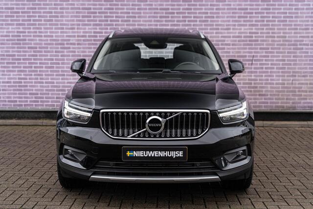 Volvo XC40 1.5 T4 Recharge Inscription | Schuif-/ Kanteldak | Elektrische stoelverstelling | Stoel- / Stuurverwarming | Adaptive Cruise | Camera | Keyless Entry | Volvo On Call |