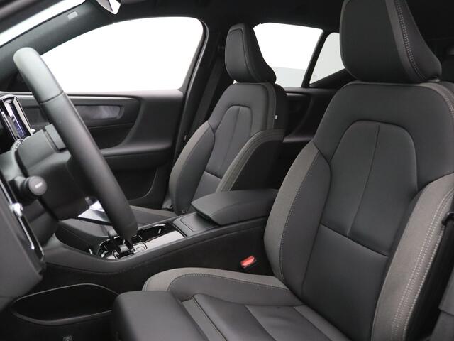 Volvo XC40 Recharge Plus Camera | Cruise | Navi | Parkeersens. v+a | Stoel-/stuurverw.