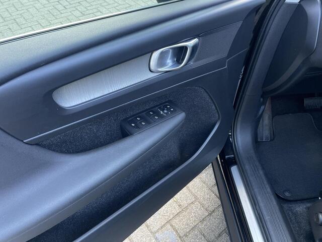 Volvo XC40 2.0 T4 Inscription 190PK | 1 eigenaar | Volvo Dealer onderhouden