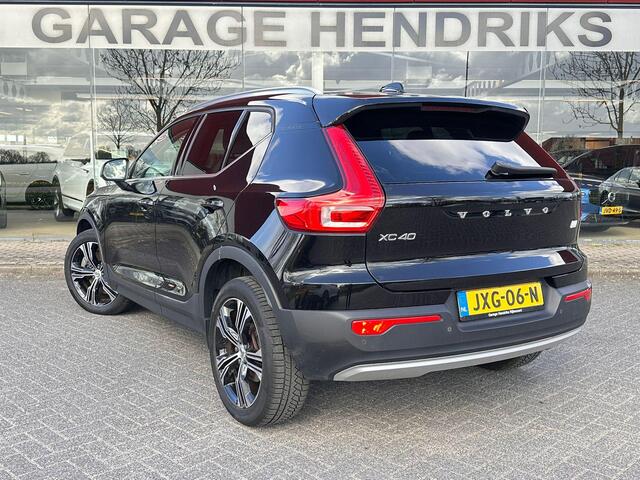 Volvo XC40 1.5 T5 Recharge R-Design | Trekhaak | Panorama dak | Beige Leder | Dealer onderhouden |