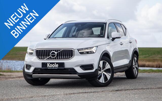 Volvo XC40 1.5 T4 Recharge Inscription AUTOMAAT / PLUG IN HYBRID / NAVI / STOELVERWARMING / CAMERA