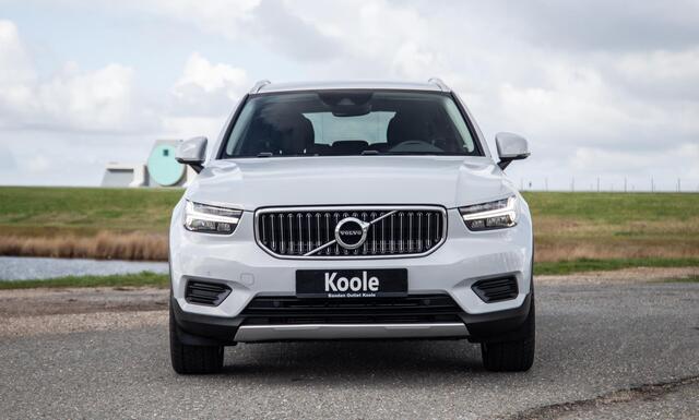 Volvo XC40 1.5 T4 Recharge Inscription AUTOMAAT / PLUG IN HYBRID / NAVI / STOELVERWARMING / CAMERA