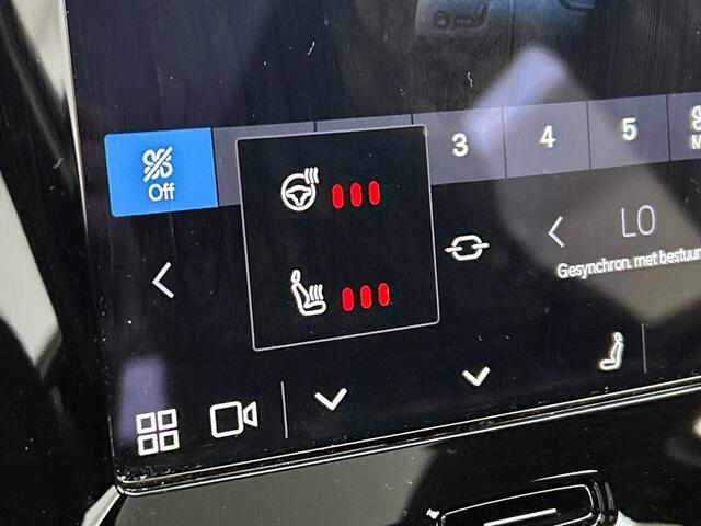 Volvo XC40 Extended Range Ultimate 82 kWh | Trekhaak | Panorama dak |