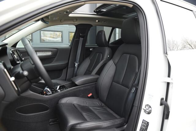 Volvo XC40 1.5 T5 Recharge Inscription Pano - Trekhaak