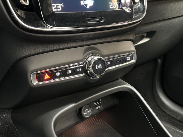 Volvo XC40 1.5 T5 Recharge R-Design 262Pk automaat (PANORAMADAK, APPLE CARPLAY, LEDER/ALCANTARA, CAMERA, KEYLESS, SPORTSTOELEN, ZWART HEMEL, NIEUWE APK, NIEUWSTAAT)