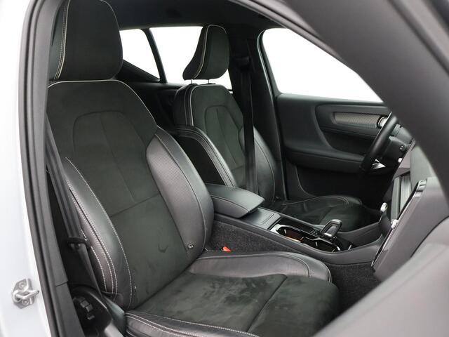 Volvo XC40 RECHARGE P8 408 PK AWD R-DESIGN + 19 INCH | ADAPTIVE CRUISE | APPLE CARPLAY | ANDROID AUTO