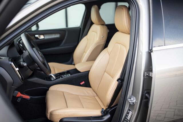 Volvo XC40 1.5 T5 Recharge Inscription | Plug-in Hybrid (PHEV) | Stylingkit | 360 Graden Camera | Panoramadak | Harman Kardon Audio | Trekhaak | Elektrisch Verstelbare Voorstoelen | LED Koplampen Adaptief