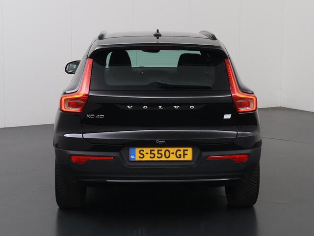 Volvo XC40 Recharge Core | SOH 95% | Comfortstoelen | LED | Navigatie | Camera | DAB | Apple CarPlay/Android Auto | Adaptieve Cruise Control | Ele. kofferdeksel | Stoelverwarming | Standkachel | Warmtepomp | Stuurverwarming |
