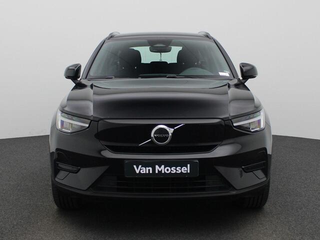 Volvo XC40 Recharge Extended Range Core | Elektr. bed. achterklep | Climate Control / ECC | Licht metalen velgen 19 inch | Cruise control | Navigatie | Stoelverwarming | LED koplampen | Park Distance Control voor en achter | Achteruitrijcamera | Dakrailing |