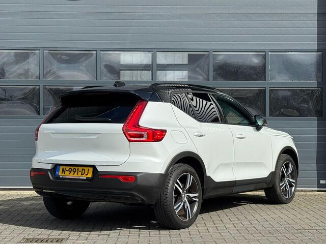 Volvo XC40 1.5 T4 RECHARGE R-DESIGN EXPRESSION I SCHUIF/KANTELDAK I STOELVERWARMING I APPLE CARPLAY I P-CAMERA