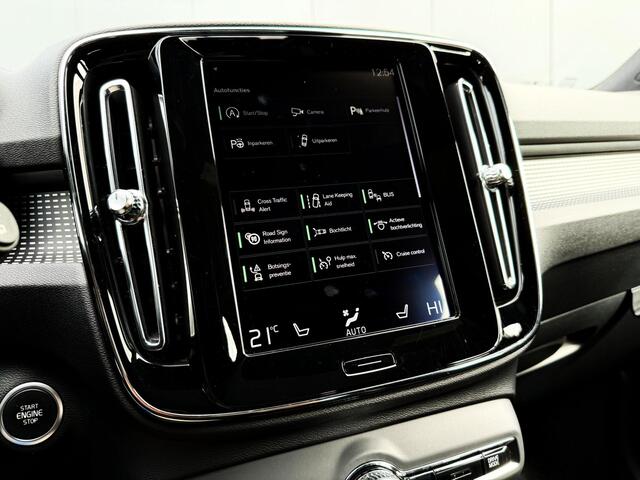 Volvo XC40 2.0 T5 AWD R-Design pano / trekhaak / memory